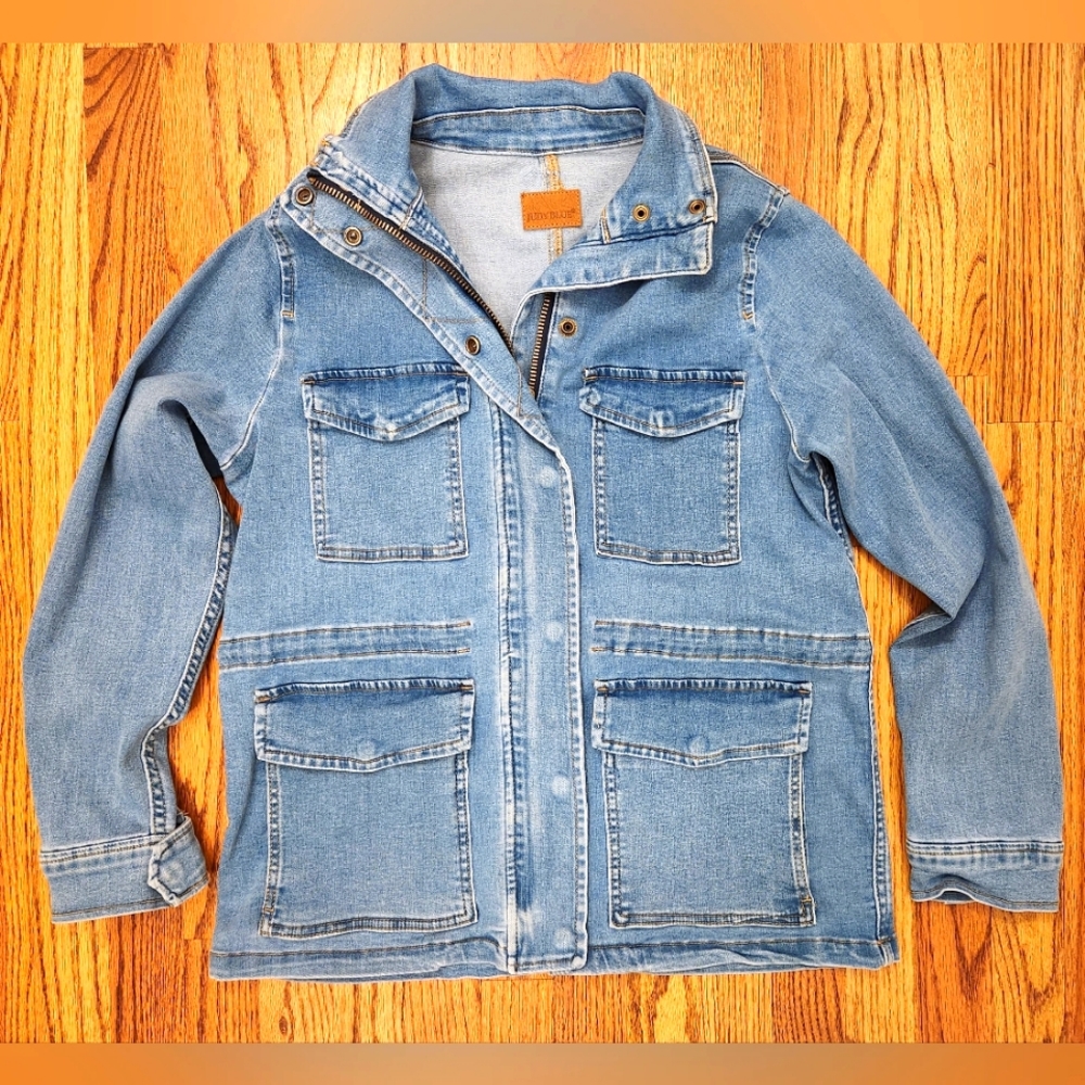 Judy Blue, Style "Won't Lose My Way" Utility Jacket - Denim Size: Small